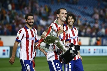 El Atlético de Madrid sufre con honores de campeón