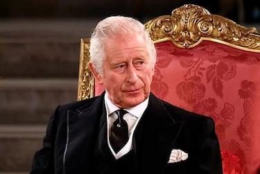 Carlos III dice estar ‘orgulloso’ por la valentía de Kate tras diagnóstico de cáncer