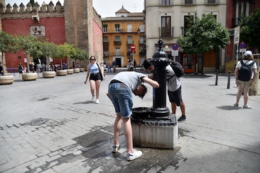 España sufre por una ola de calor con temperaturas superiores a los 40º