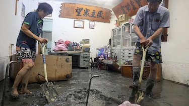 La reina de las tormentas: las imágenes del supertifón Ragasa que deja al menos 17 muertos en Taiwán y obliga a evacuar a millones en China