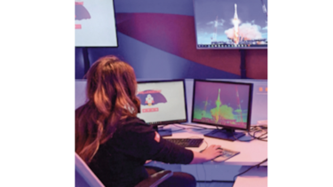 Túnez, primero del Magreb que lanza satélite hecho  en casa