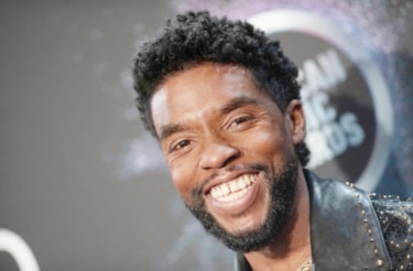 ‘El juicio de los 7 de Chicago’ y Chadwick Boseman, premiados en los SAG Awards 