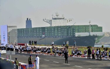 El nuevo canal de Suez mejorará el comercio mundial, según Maersk