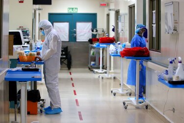 Cuatro médicos del Hospital Santo Tomás son contagiados de Covid-19 por pacientes asintomáticos 
