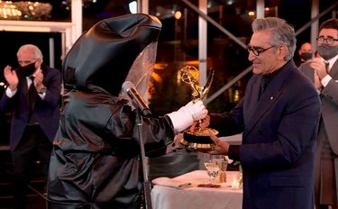 ‘Schitt’s Creek’ se lleva todos los premios de comedia en los ‘PandEmmys’