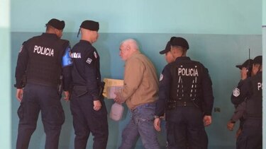 Fiscalía concluye presentación de pruebas; juicio se reanuda el 8 de abril