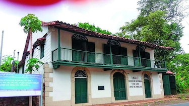 Vandalizan museo en David