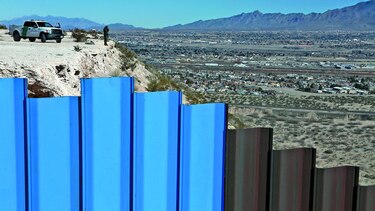 Trump firma su ley de gastos