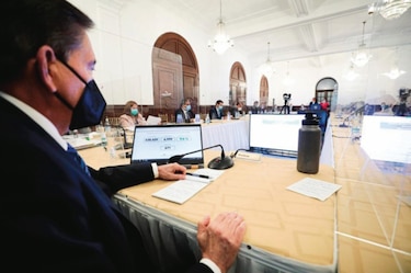 Gabinete levanta parcialmente el estado de emergencia; opacidad sigue por 4 meses más