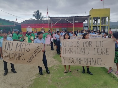 Escuelas en comarcas siguen padeciendo pobre infraestructura a pesar de proyectos del Meduca