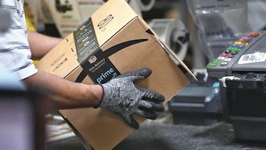 Excamionero se convierte en multimillonario con ayuda de Amazon