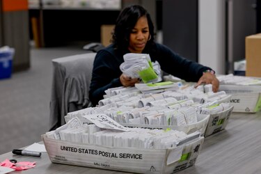 Los latinos que tienen la llave de la Casa Blanca