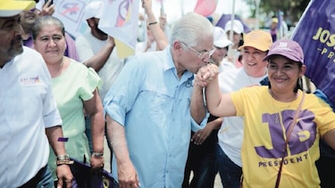 Blandón apela a sus raíces interioranas para pedir el voto