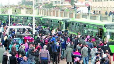 Rebeldes empiezan a abandonar Homs