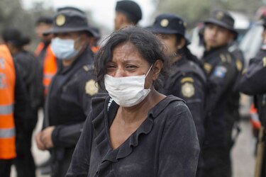 Desolación en poblado guatemalteco arrasado por la furia de un volcán