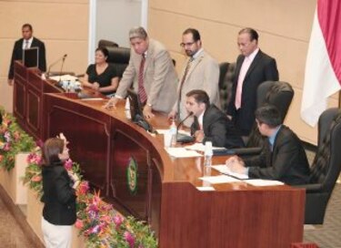 Legislar y litigar, una dualidad conflictiva