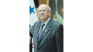 García de Paredes arrendó más tierras