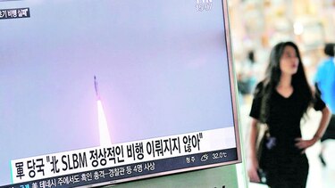 Pyongyang lanza misil desde un submarino