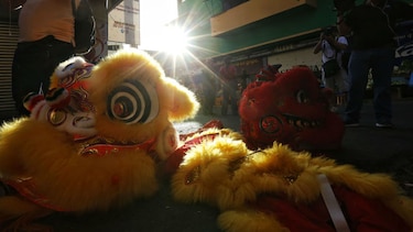Comunidad china celebra el Año Nuevo del Perro de la Tierra