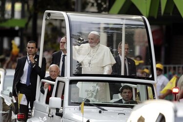 El papa Francisco llega a Chile en su sexta visita a la región