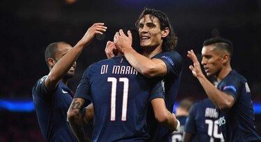 El PSG derrota al Basilea con goles de Di María, Lucas y Cavani