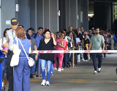 Extranjeros piden más tiempo para actualizar datos en Migración