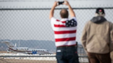 FAA prohíbe que avión de Trump vuele por registro vencido