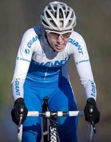 Muere campeona europea de ciclismo tras caída durante competencia