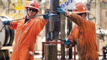 Países fuera de la OPEP aumentan bombeo de petróleo