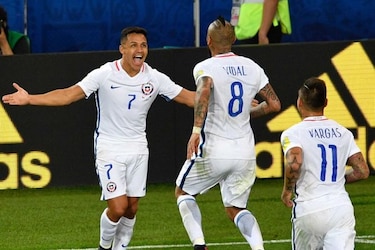 Alexis Sánchez rescata a Chile