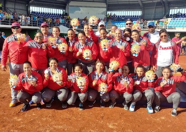 Panamá se queda con el bronce en softbol femenino