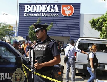 Asesinan a seis comerciantes informales en Acapulco
