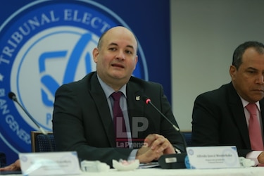 TE inicia programa para voto adelantado y el registro de votantes en el extranjero