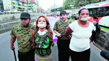 Sexoservidoras denuncian abusos
