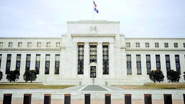 FED endurece regla a extrabajadores