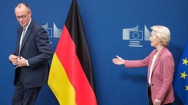 La Unión Europea acuerda congelar indefinidamente más de $200,000 millones de Rusia, que podrían servir para armar y reconstruir a Ucrania