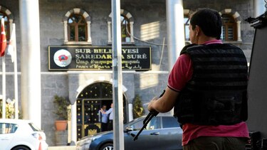 Nobel de literatura denuncia un 'régimen de terror' en Turquía tras el arresto de un periodista