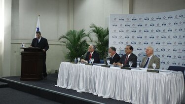 Canal de Panamá espera ganar mercado con las nuevas tarifas