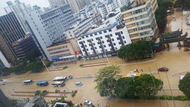 El peor tifón del año causa 17 muertos y 671 mil evacuados en China