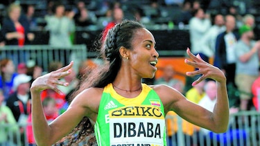 Dibaba logra el récord mundial de 2 mil metros