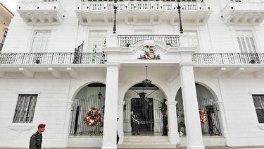 Gobierno decreta cambio en horario de oficinas públicas para el 24 y 31 de diciembre próximo