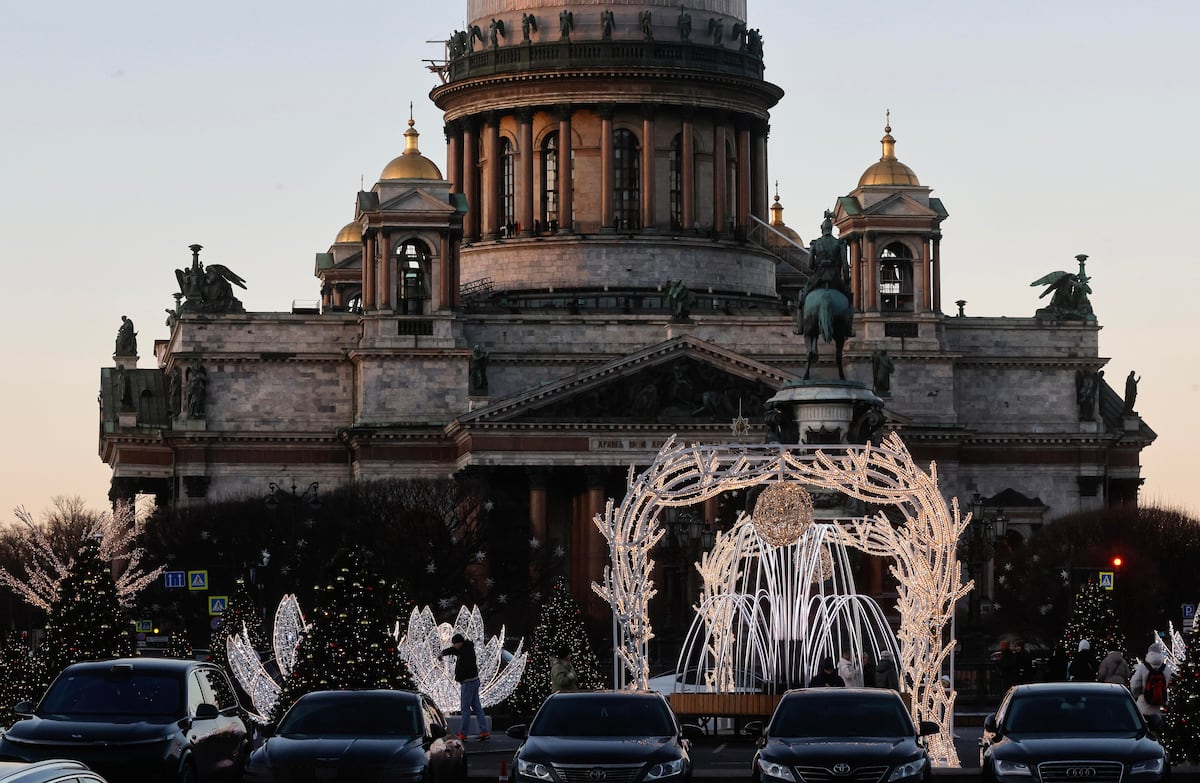 Así se ilumina el mundo para recibir la Navidad