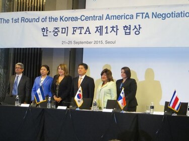Centroamérica negocia un TLC con Corea