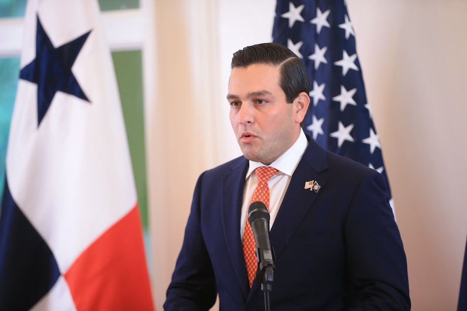 Embajador Kevin Cabrera reitera que se acordó con Panamá analizar exención del pago a buques militares