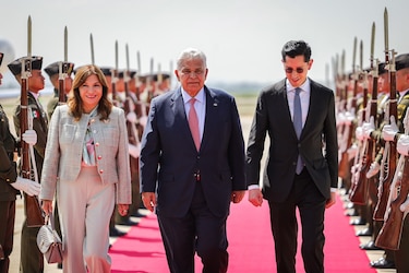 Mulino llega a México para reunirse con Sheinbaum en su viaje número 26