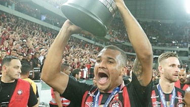 Paranaense sufrió para llevarse la Copa Sudamericana
