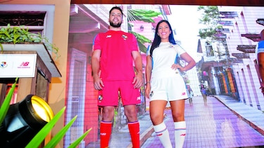 Presentan la nueva piel de panamá