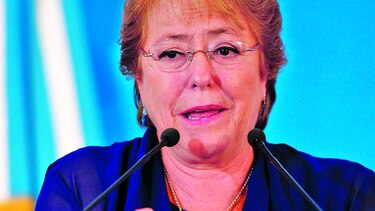 Bachelet plantea reformar ‘Constitución’ pinochetista
