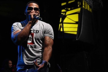 Ponen en libertad sin cargos al rapero Nelly
