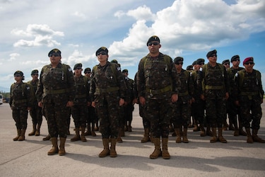 Otro contingente de militares de Guatemala llega a Haití